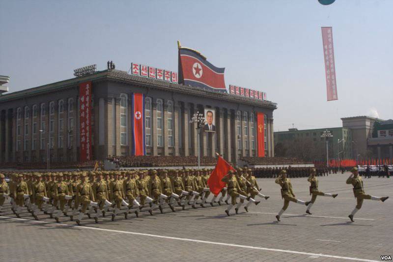 Россия сделала 10-миллиардный подарок Ким Чен Ыну: непозволительная роскошь или прагматика?