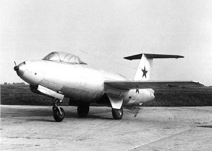 Experimental fighter-interceptor I-270