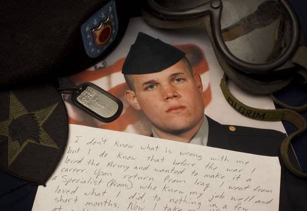 http://topwar.ru/uploads/posts/2012-10/1349494846_2_jwj_Dead_Veterans_day1_drugs.jpg