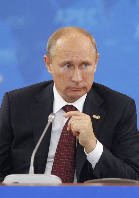 ウラジミールプーチンは彼の記念日を祝う