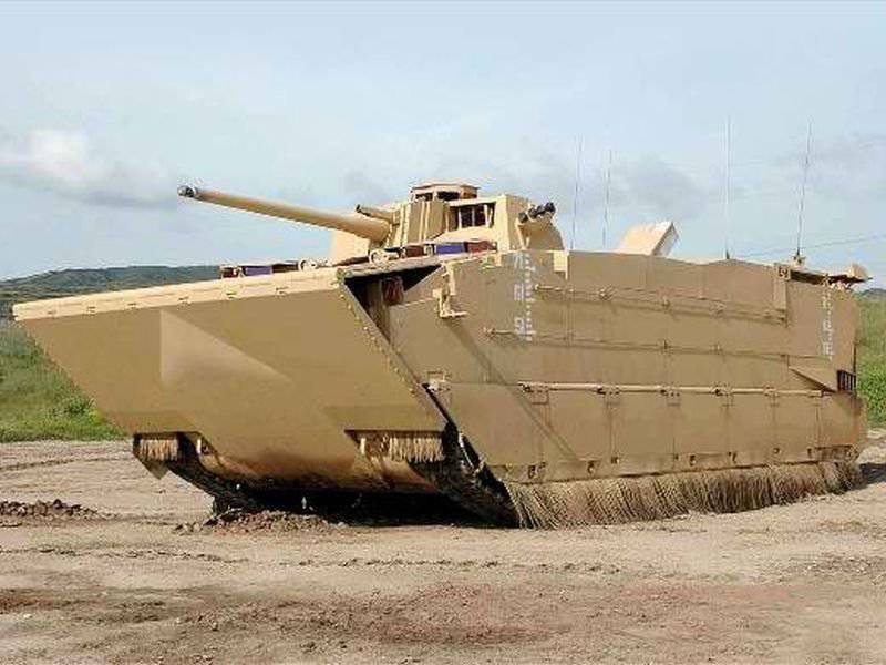 EFV Expeditionary Fighting Vehicle - syntymätön panssaroitu miehistönkuljetusvaunu Yhdysvaltain merijalkaväelle