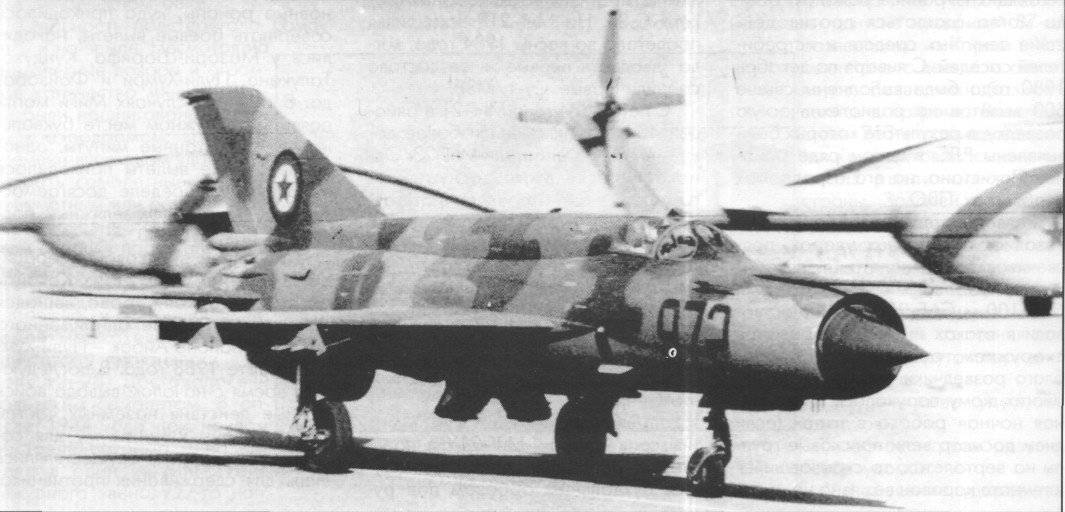 1354120132_MiG21Afg036.jpg