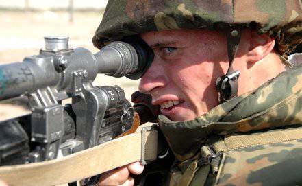 В 2013 учебном году более 200 военнослужащих пройдут подготовку в школе снайперов ВВО