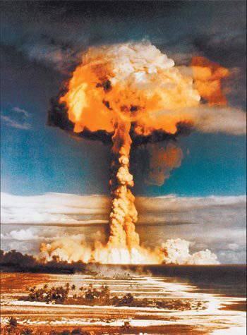 "21 वीं सदी में परमाणु हथियार और अंतर्राष्ट्रीय सुरक्षा"