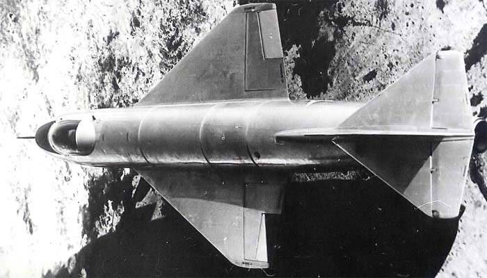 ソビエト実験戦闘機Yak-1000