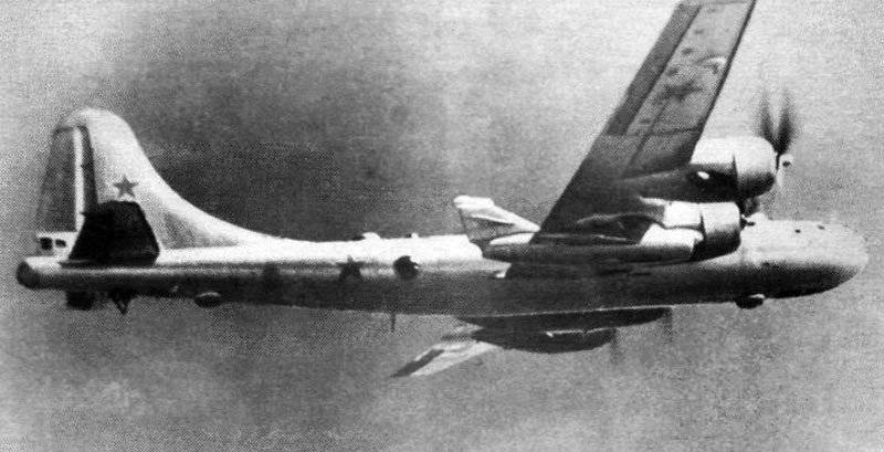 Первый советский стратегический бомбардировщик Ту-4
