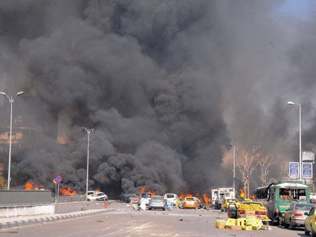 Die russische Botschaft in Damaskus hat ein Auto in die Luft gesprengt: Dutzende von Opfern, Hunderte von Verwundeten