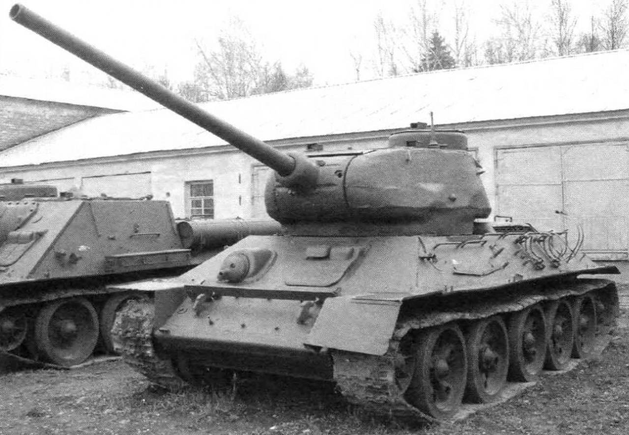 После т 34. Т 34 85. Танк т-34-85. Т-34-85 1960. Танк т34.