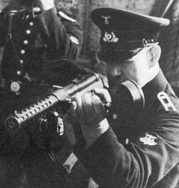 Первый пистолет-пулемет Шмайссера MP-18