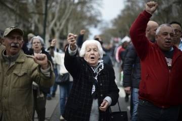 El derecho a la vida - mientras puedas trabajar. Al colapso de la idea del éxito masivo en los Estados Unidos.