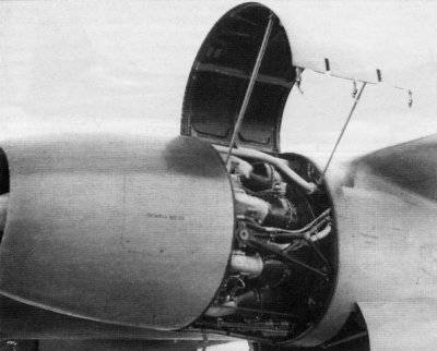実験用「航空機1」のキャップなしVK-81エンジン