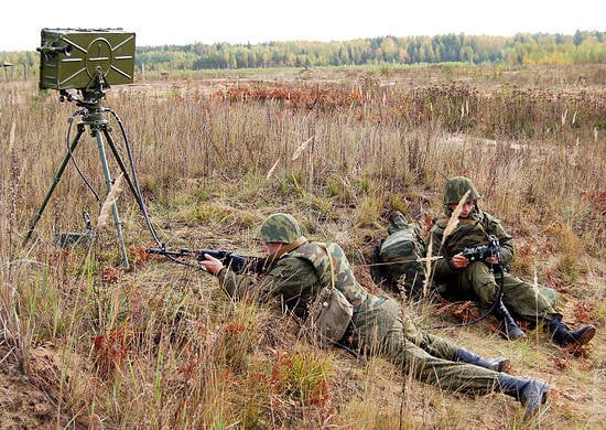 Scouts of the Southern Military District test a new ground intelligence station