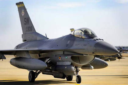 США проведут модернизацию всех истребителей F-16 США проведут модернизацию всех истребителей F-16