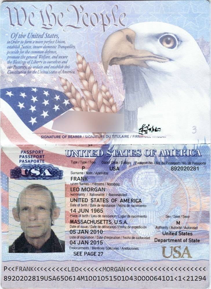 Пример сша. Паспорт гражданина США. Как выглядит паспорт гражданина США. Паспорта Америки (США). Паспорт США образец.