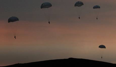 Rússia e Bielorrússia estão realizando exercícios conjuntos