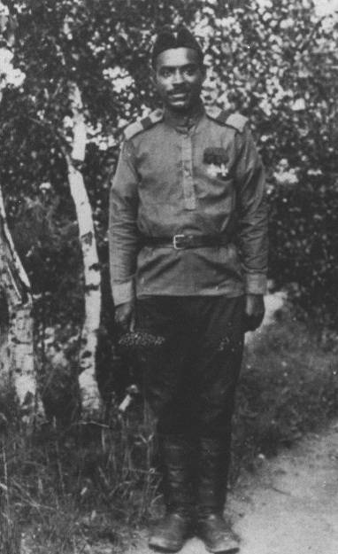 Marcel Plya, sergente maggiore e St. George Knight