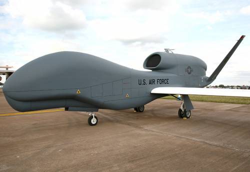 ドイツでは、米国の無人偵察機を買うことの実現可能性について考える