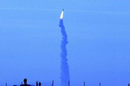 French ballistic missile M-51 exploded after launch