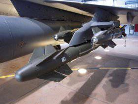 French air force in Mali used a new high-precision weapon with a laser guidance system