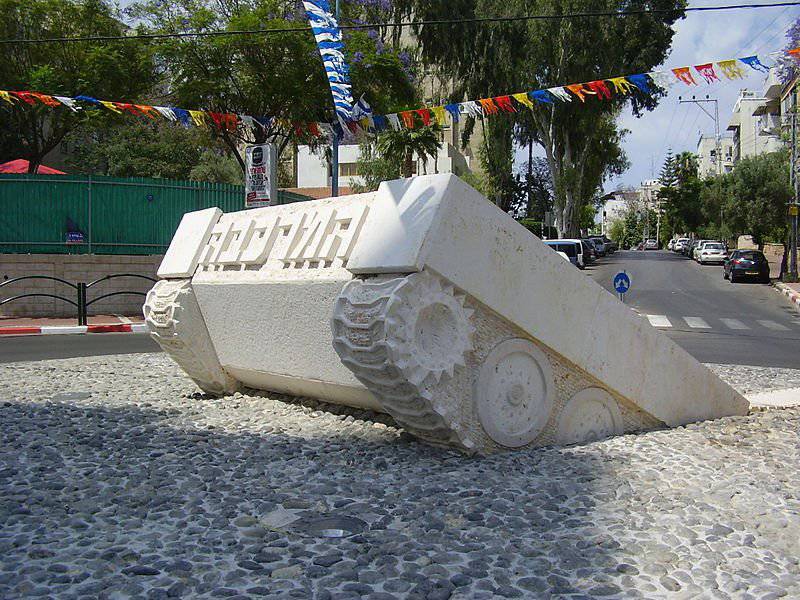 主战车辆AOI“Merkava Mk.4”的建设性漏洞。 结束