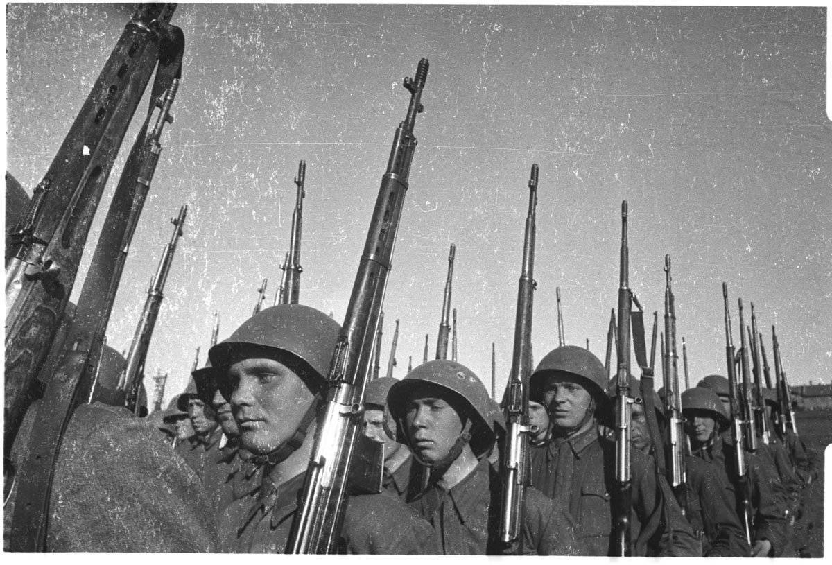 Картинки про великую отечественную. Оружие Сталинградской битвы.