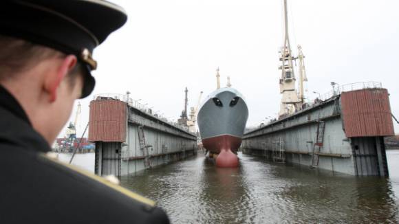 La fragata "Almirante Gorshkov" se prepara para las pruebas.