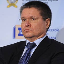 Ulyukayev aconselha a abandonar a moeda