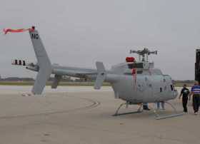 Die US Navy erhielt den ersten ausgebauten unbemannten Hubschrauber MQ-8C Fire Scout