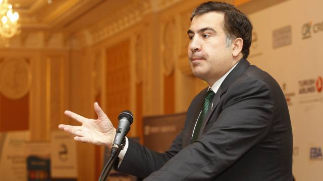 Escándalo en Georgia: Saakashvili acusó a los Estados Unidos de "organizar una operación sangrienta"