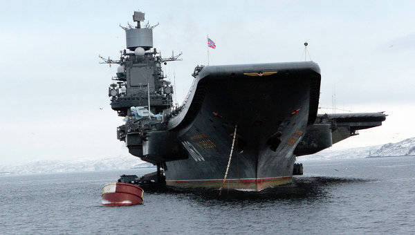 Парад кораблей в День ВМФ на СФ возглавит единственный в РФ авианосец Парад кораблей в День ВМФ на СФ возглавит единственный в РФ авианосец
