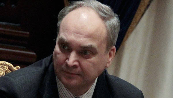 Антонов: сценарий учений НАТО напоминает "холодную войну" Антонов: сценарий учений НАТО напоминает "холодную войну"