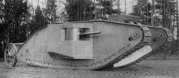 最初の戦車：「Mark I」とか「Little Willy」？