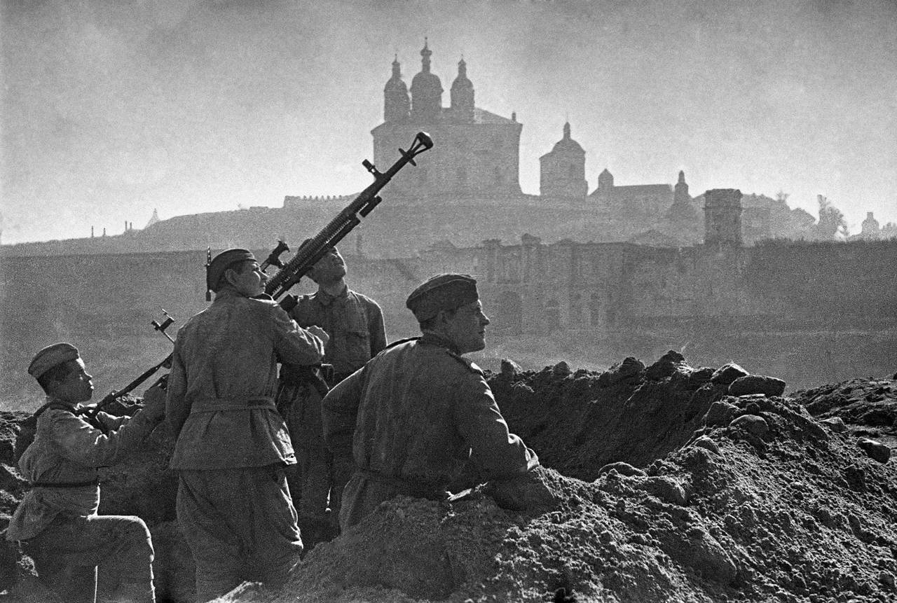 Красная армия взяла город за два дня. Смоленское оборонительное сражение 1941. Смоленское сражение 10 июля 10 сентября 1941. Освобождение Смоленска в 1943.