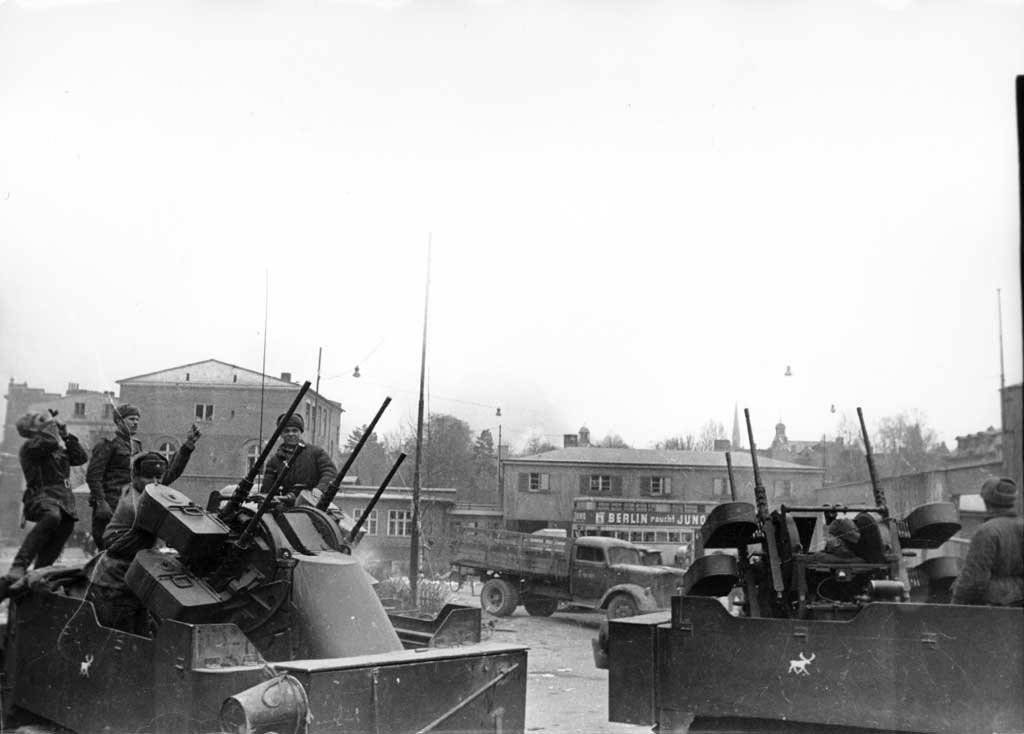 750 зенитно артиллерийский полк