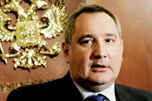 드미트리 로고 신 (Dmitry Rogozin)은 "Roscosmos"