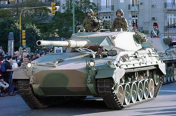 As Forças Armadas da Argentina suspenderam o programa de modernização do tanque TAM