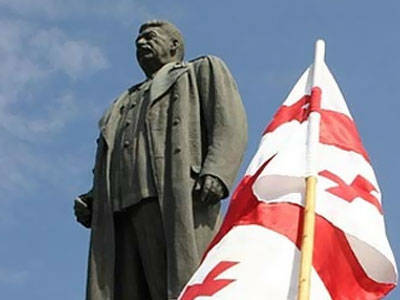 Denkmal für Joseph Stalin in Telavi (Georgien) eröffnet