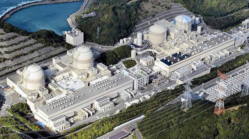 जापान में, अंतिम परमाणु रिएक्टर को रोक दिया गया था