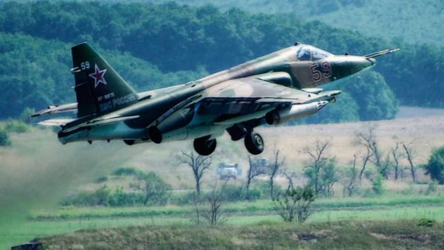 Su-25攻撃機がクバンで墜落