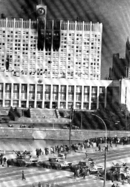 Преступление без срока давности. Зачем Ельцину нужен был расстрел Белого дома?