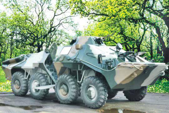 BTR-70Di-02に基づく指揮およびスタッフ車両「Svityaz」