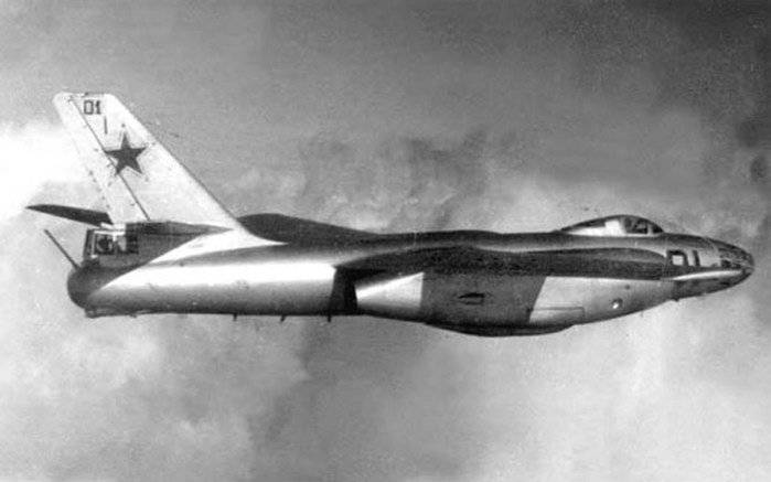 Bombardier de première ligne Il-28