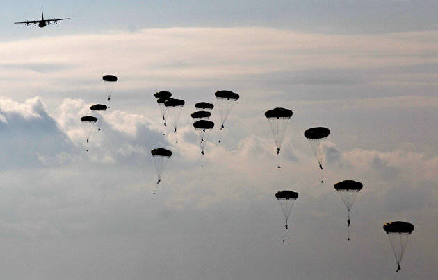 Grands exercices militaires en Grande-Bretagne et en France annulés en raison d'un manque de fonds de Paris