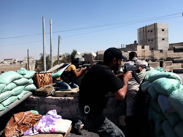 İki Kafkas militanı, Suriye'de katı Şeriat normlarıyla “özerklik” yaratıyor