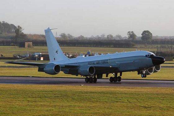 La British Air Force ha ricevuto il primo velivolo da ricognizione elettronico RC-135V / W Rivet Joint.