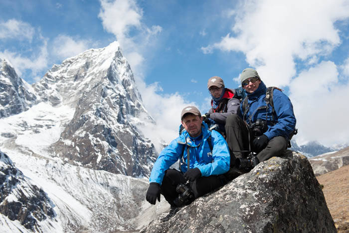 A group of climbers launched World of Warplanes at an altitude of 5000 meters.