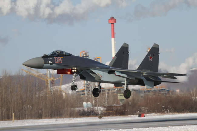 Russian Air Force began to develop the newest Su-35С fighter