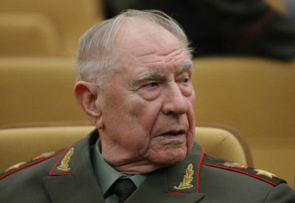 最后一位元帅。 德米特里·亚佐夫关于第一次射击，斯大林，叶利钦和戈尔巴乔夫