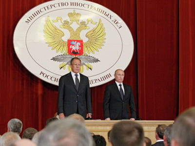 2013: the year when Russian diplomacy rose to the Grand Master level