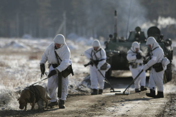 L'armure sauvera de l'explosion. Les sapeurs recevront de nouveaux moyens de protection